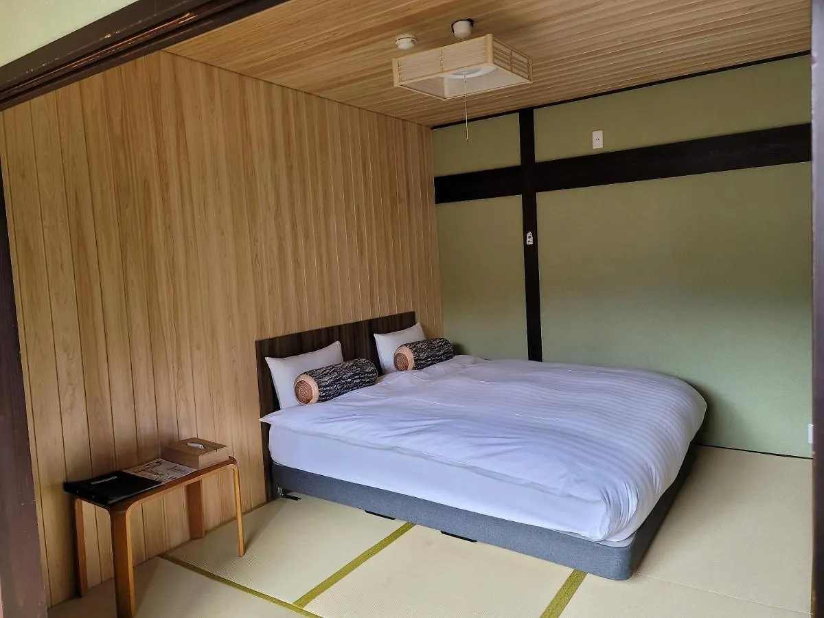 Onsen & Garden -Asante Inn- Hakone
