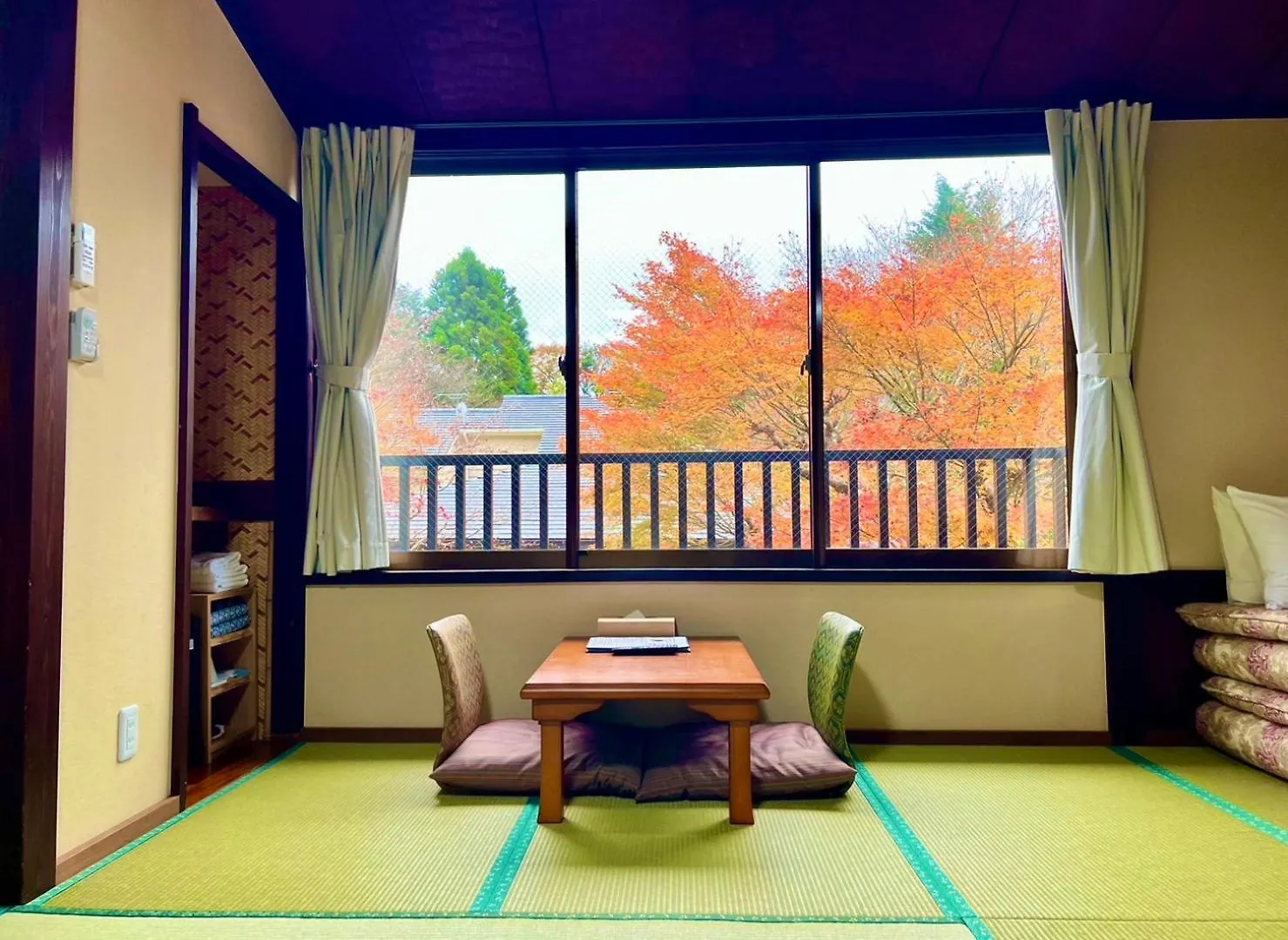 Guest house Onsen & Garden -Asante Inn- Hakone