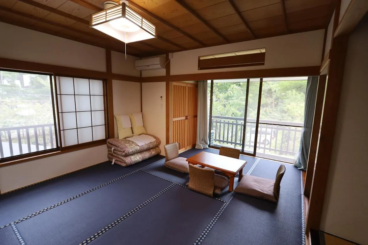 Onsen & Garden -Asante Inn- 箱根 招待所