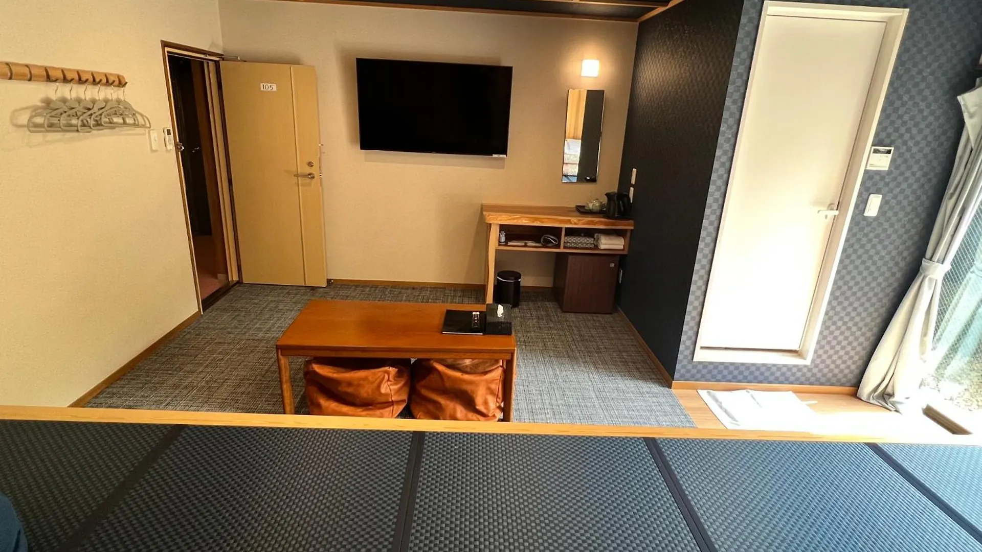 Konukevi Onsen & Garden -Asante Inn- Hakone