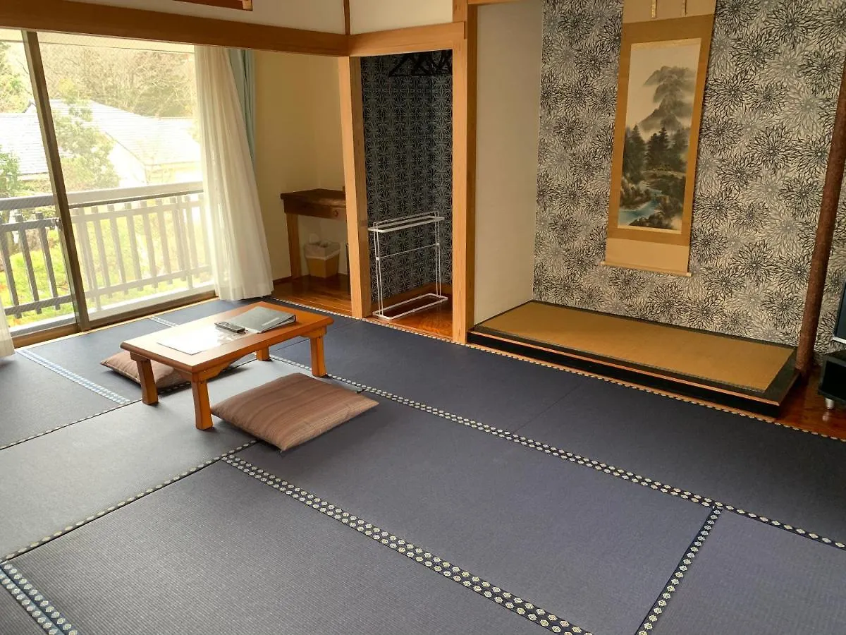 Konukevi Onsen & Garden -Asante Inn- Hakone Japonya